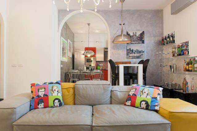 City Centre With 3 Bed Rooms Chez Claude เวโรนา ภายนอก รูปภาพ
